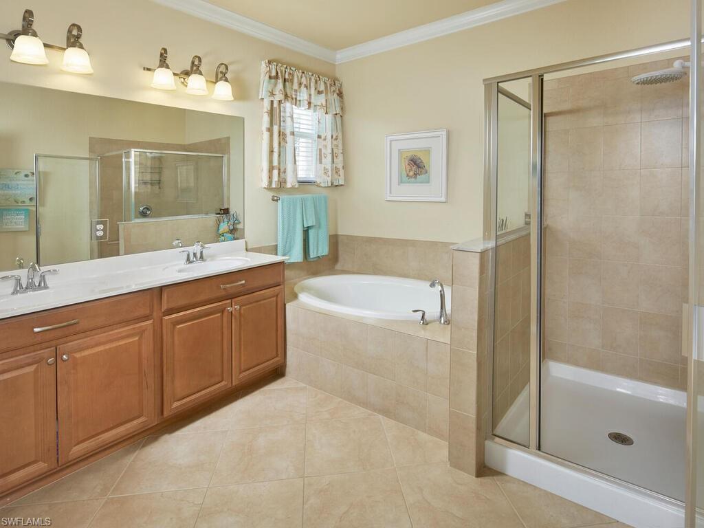 3091 Sheltered Oak PL