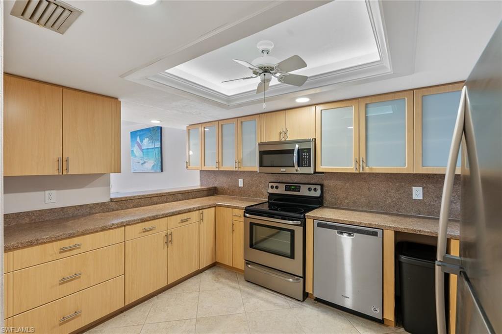 4640 Chantelle DR # N104