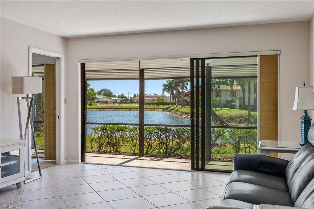 4640 Chantelle DR # N104