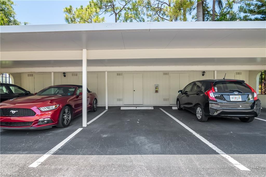 256 Deerwood CIR # 4