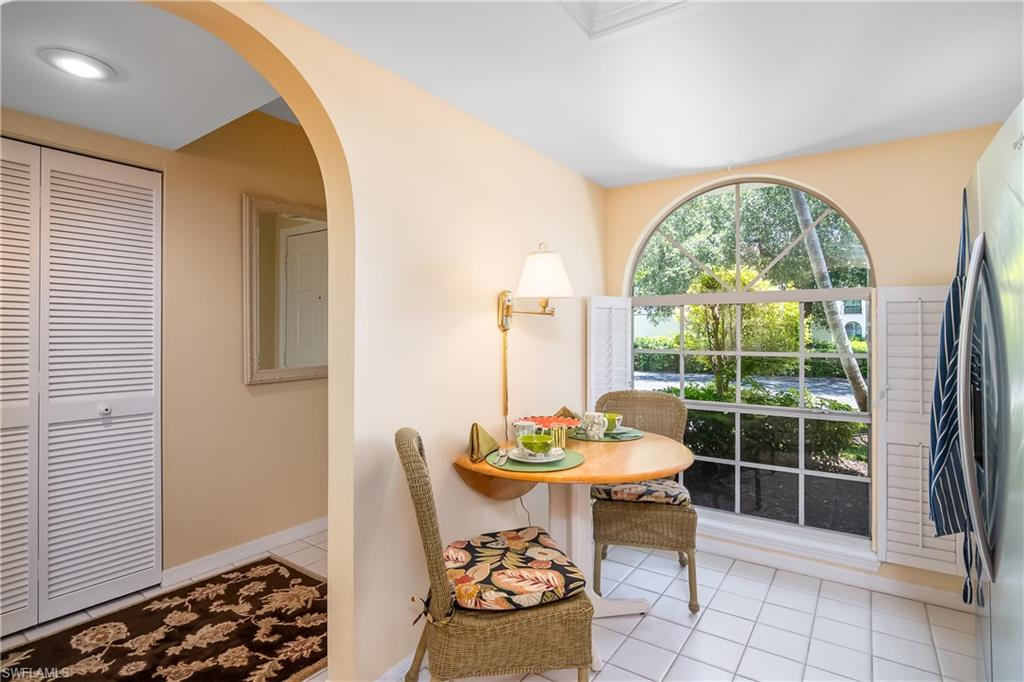 256 Deerwood CIR # 4