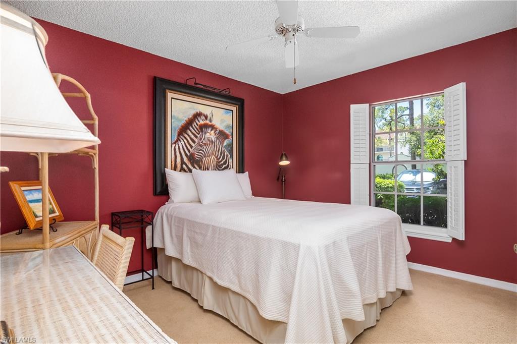 256 Deerwood CIR # 4
