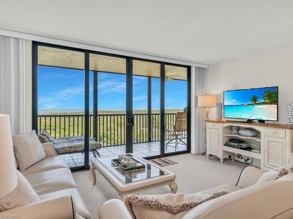 17 Bluebill AVE # 702