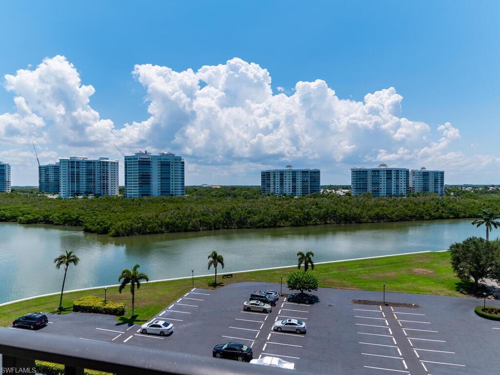 17 Bluebill AVE # 702