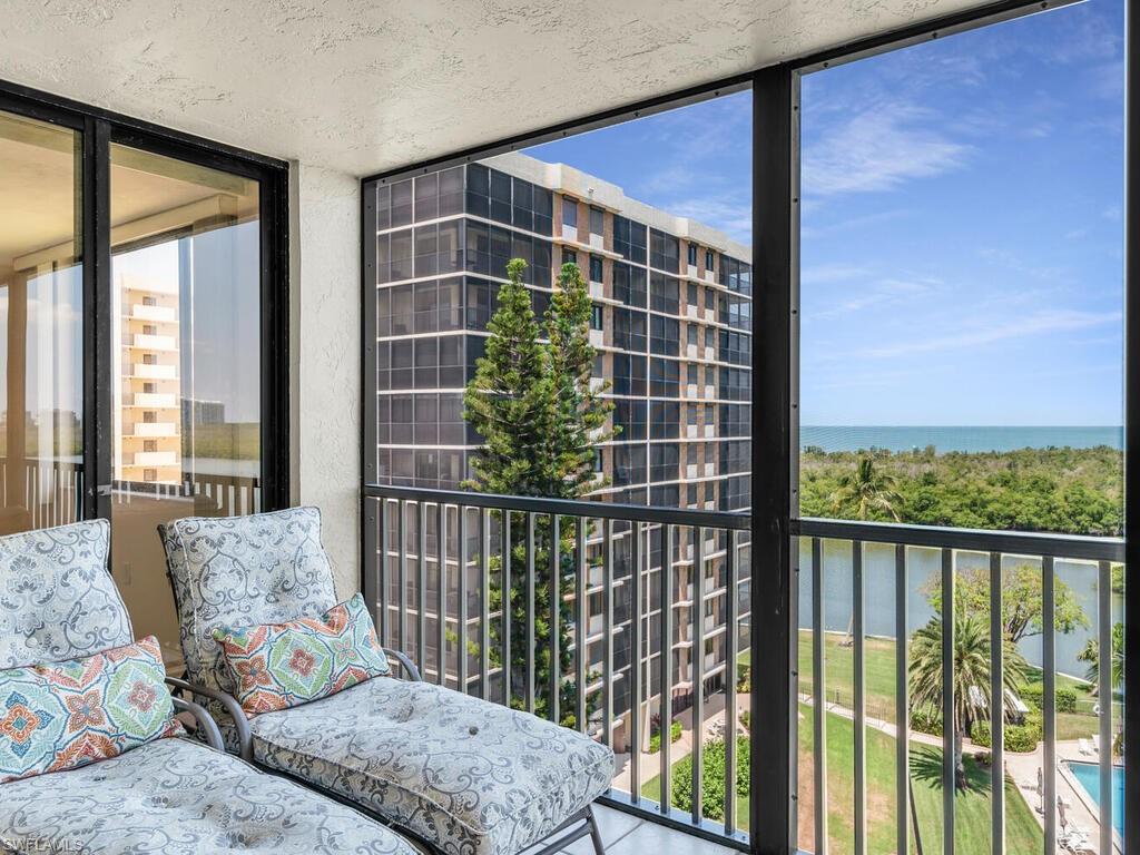 17 Bluebill AVE # 702