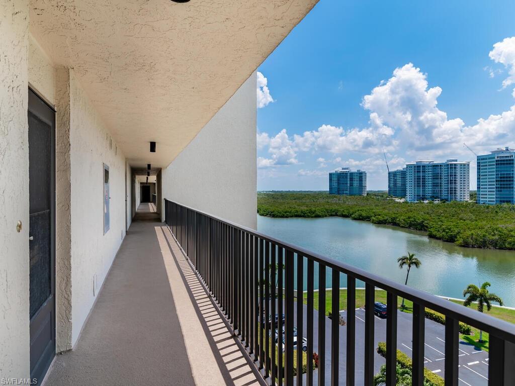 17 Bluebill AVE # 702