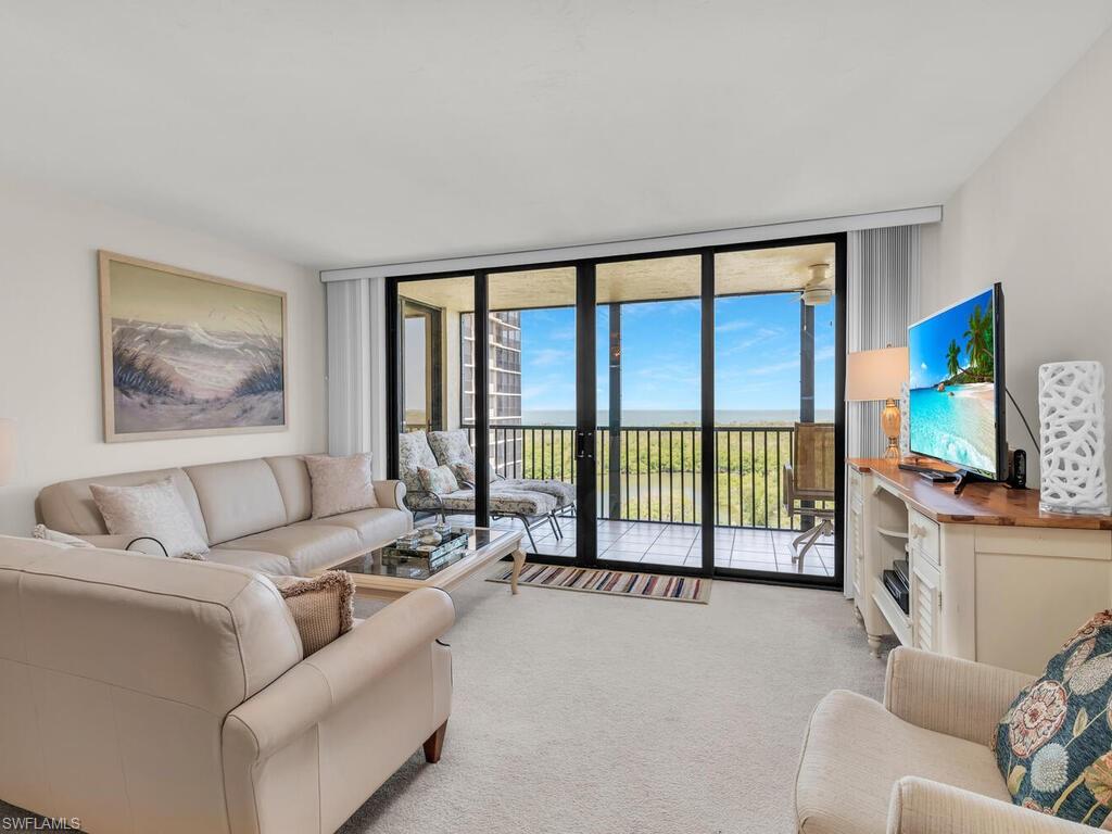 17 Bluebill AVE # 702