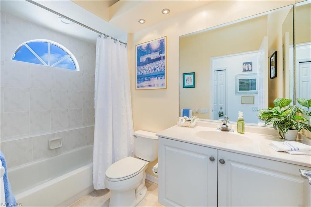 3868 CLIPPER COVE DR