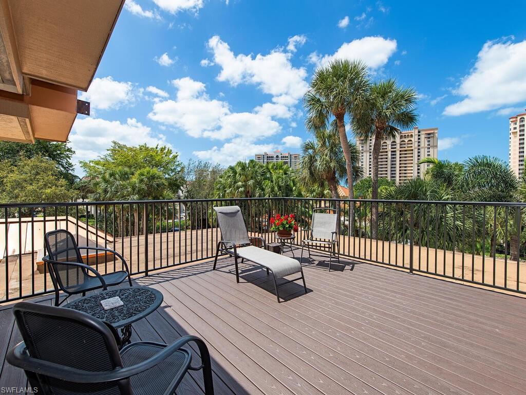 6710 Pelican Bay BLVD # 432