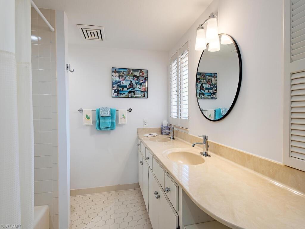 6710 Pelican Bay BLVD # 432