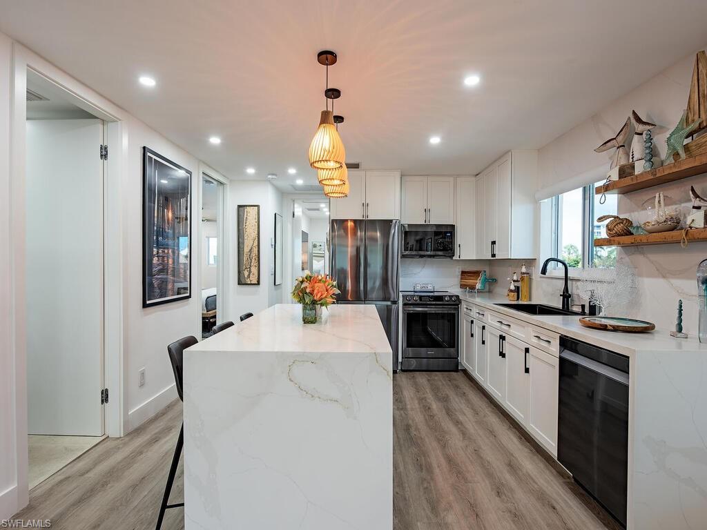 2500 Gulf Shore BLVD N # N7