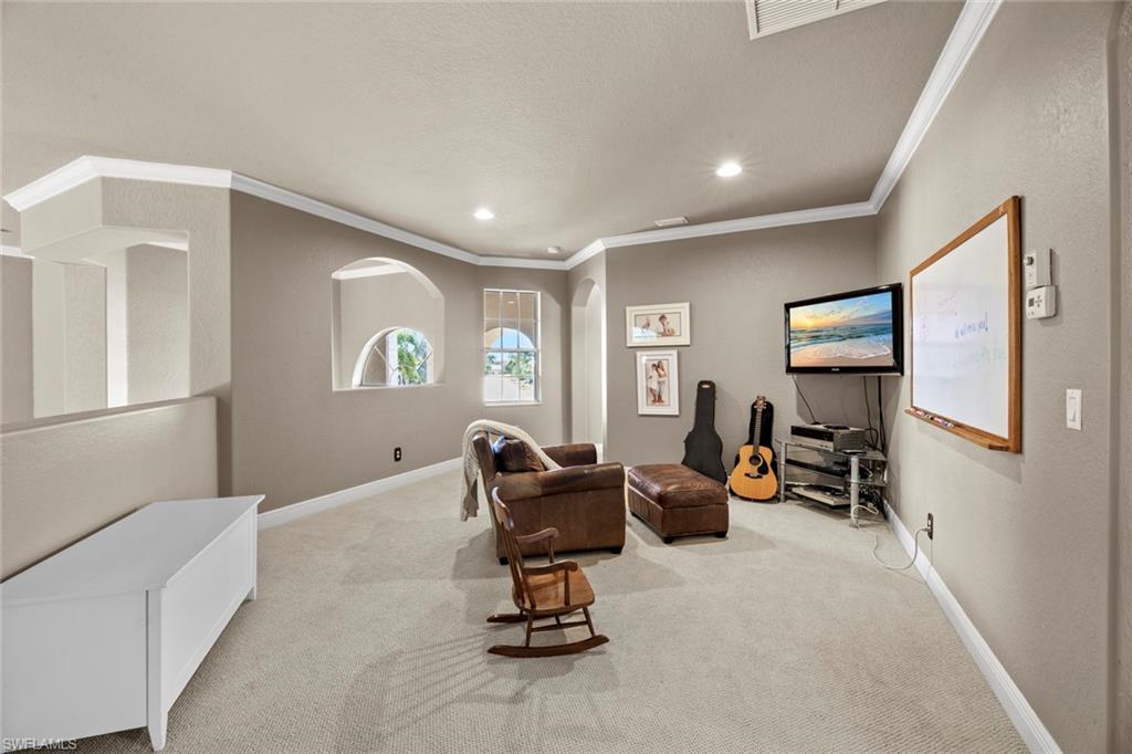 19260 La Serena DR