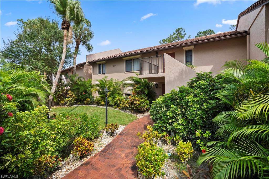 3207 Horse Carriage WAY # 4010