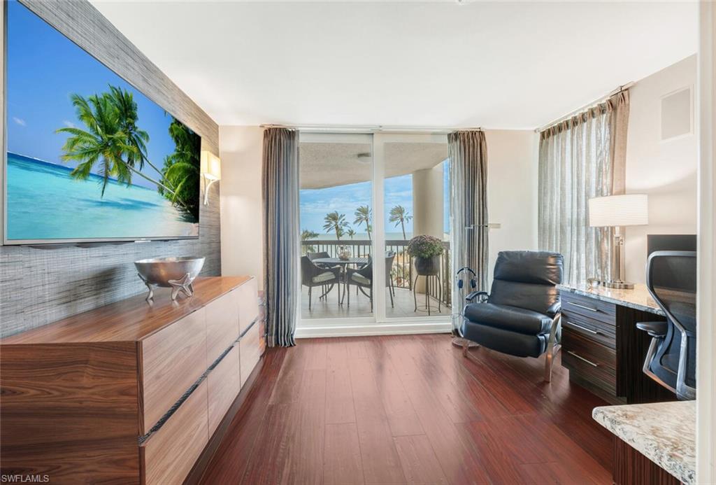 4551 Gulf Shore BLVD N # 402