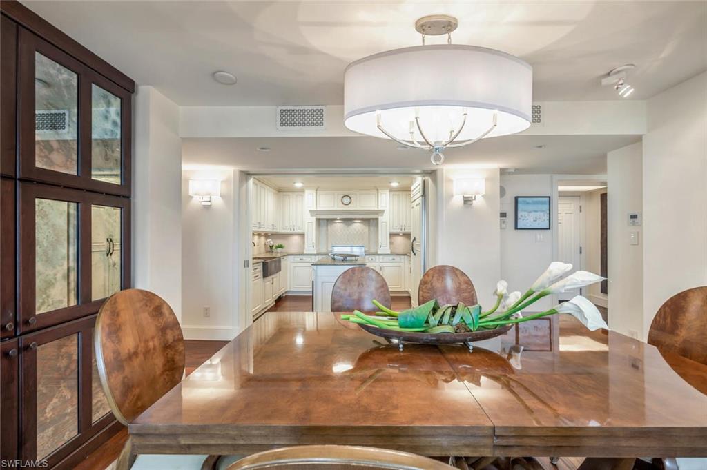 4551 Gulf Shore BLVD N # 402