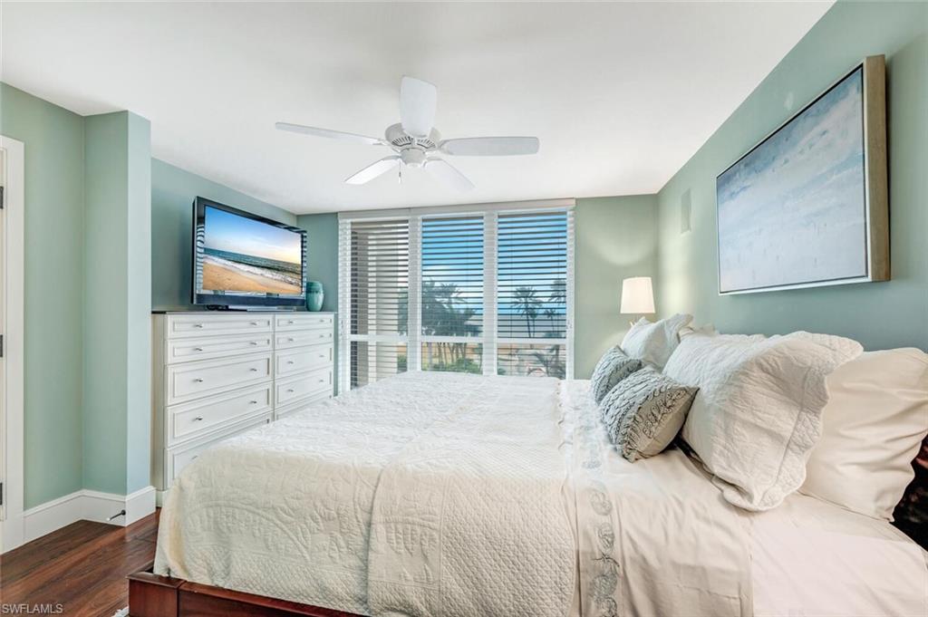 4551 Gulf Shore BLVD N # 402