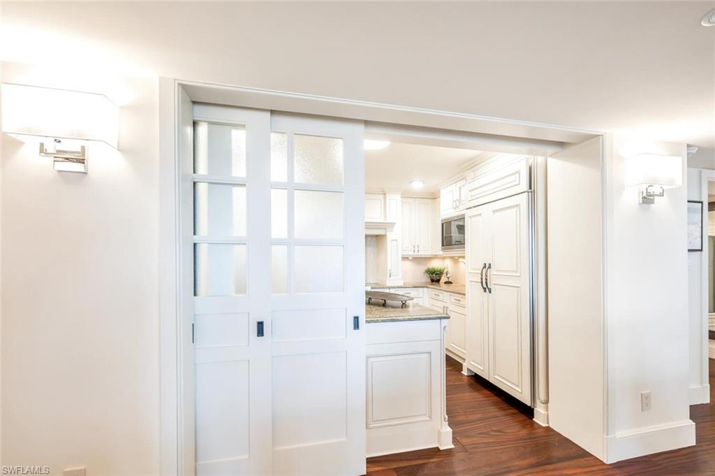 4551 Gulf Shore BLVD N # 402