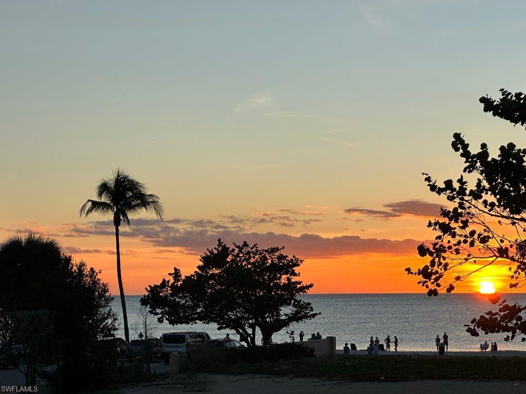 670 GULF SHORE BLVD S