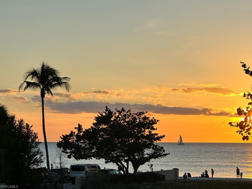 670 GULF SHORE BLVD S