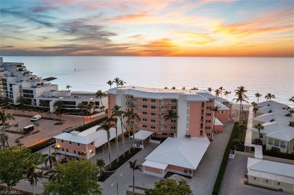 2401 Gulf Shore BLVD N # 1 Unit: Villa 1