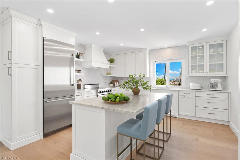 2401 Gulf Shore BLVD N # 1 Unit: Villa 1