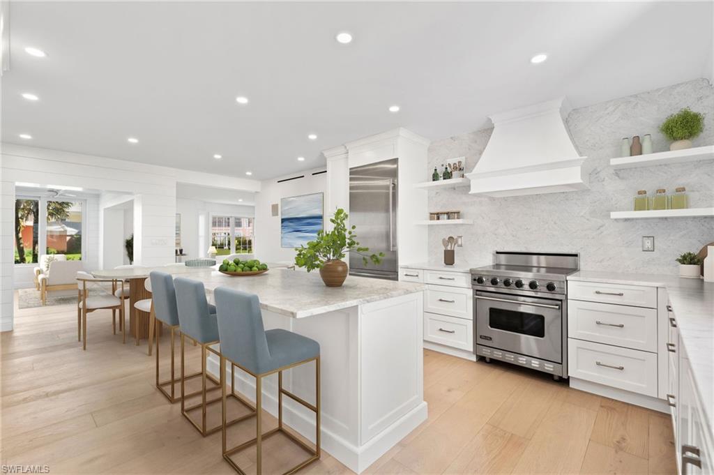 2401 Gulf Shore BLVD N # 1 Unit: Villa 1