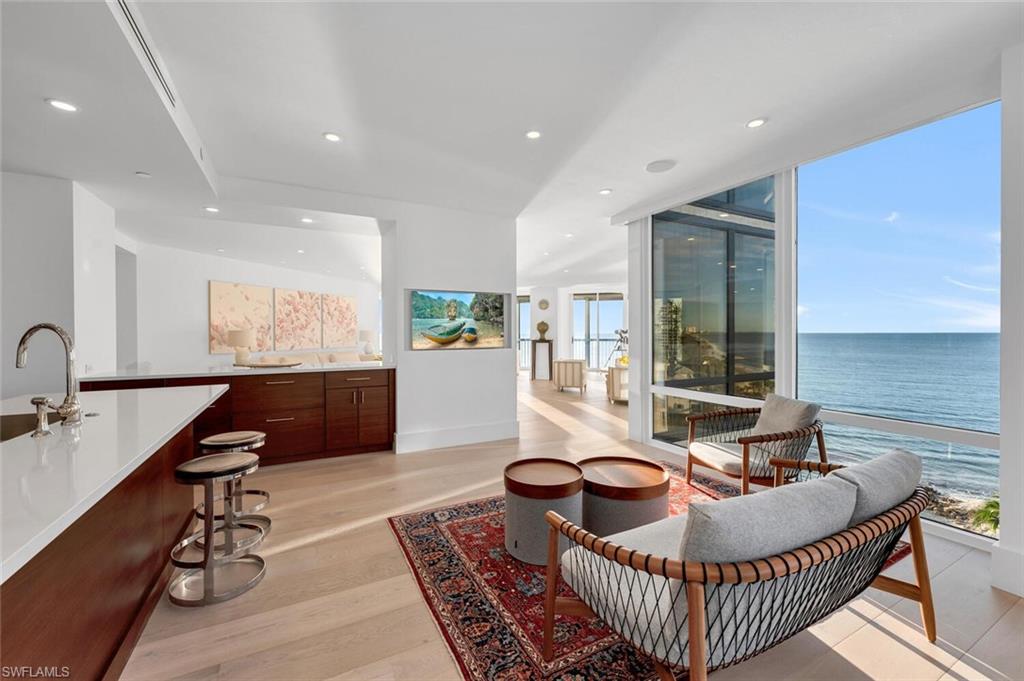 4951 Gulf Shore BLVD N # 603