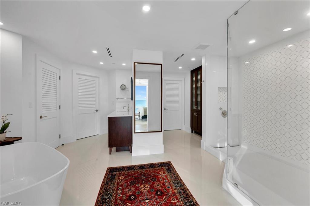 4951 Gulf Shore BLVD N # 603