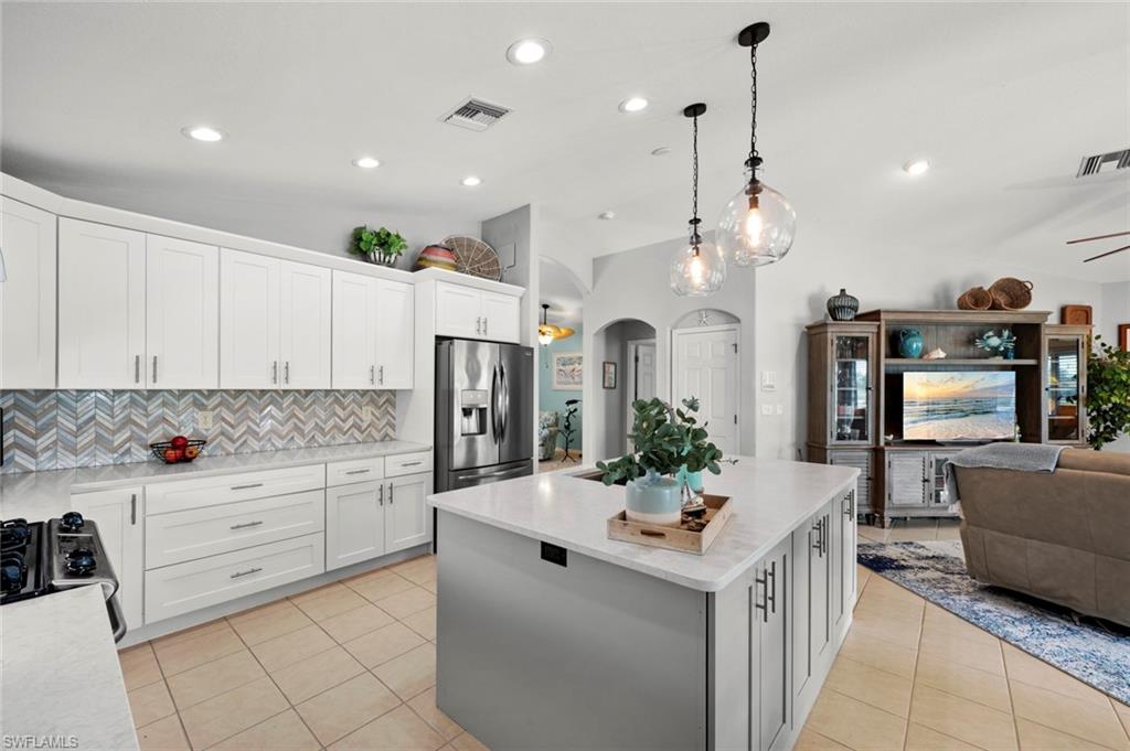 9109 Astonia WAY