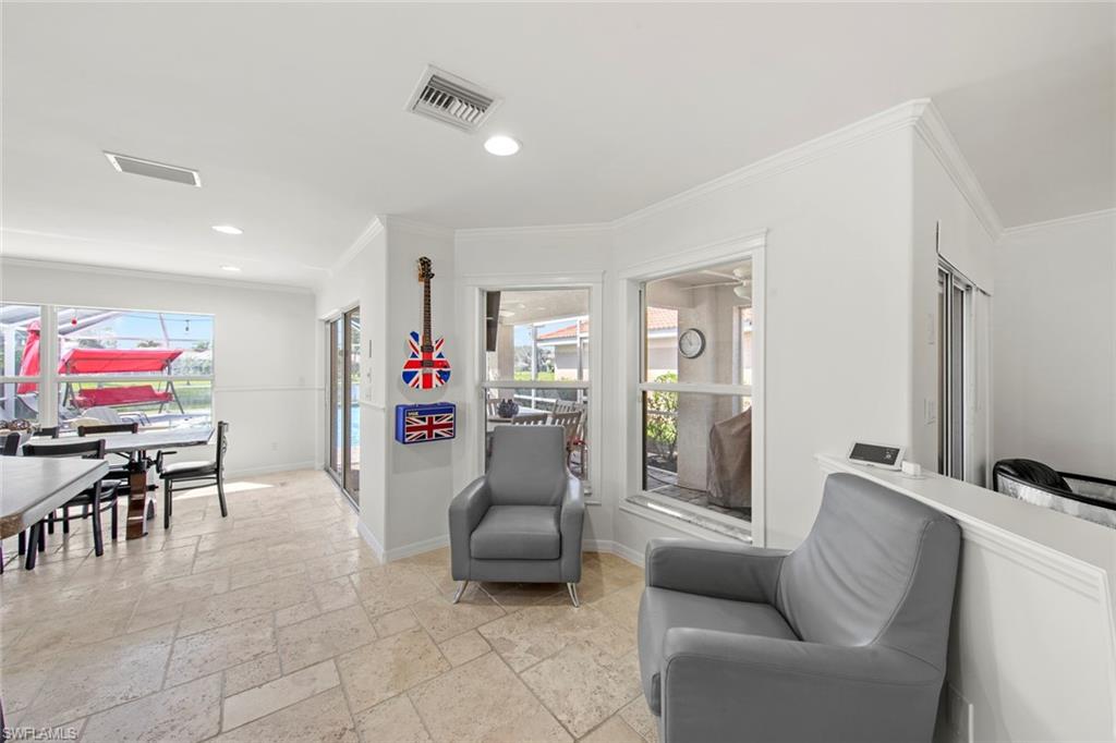 9409 La Bianco ST