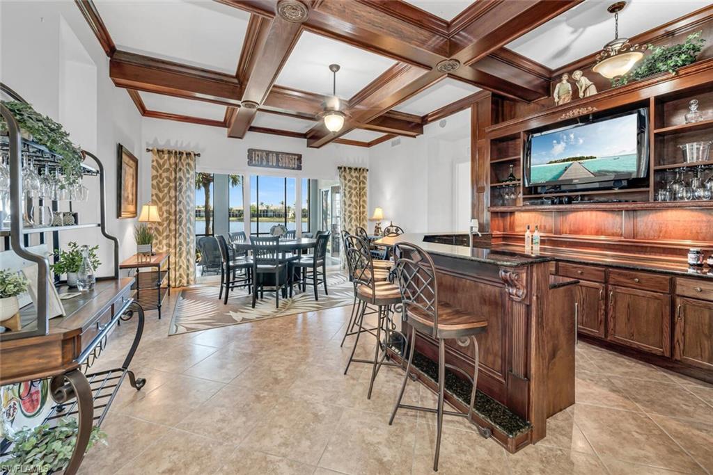 9243 Tesoro LN # 103