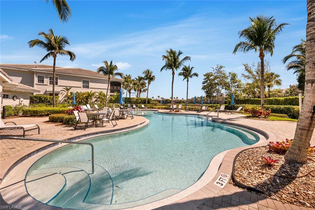 9243 Tesoro LN # 103