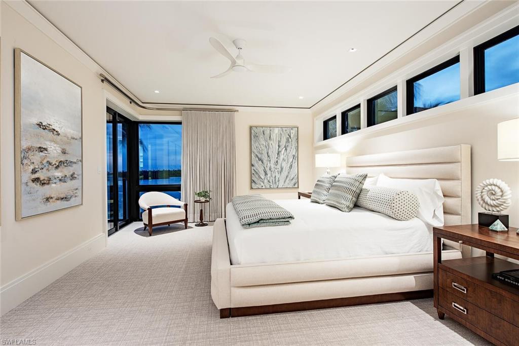 700 Admiralty Parade W