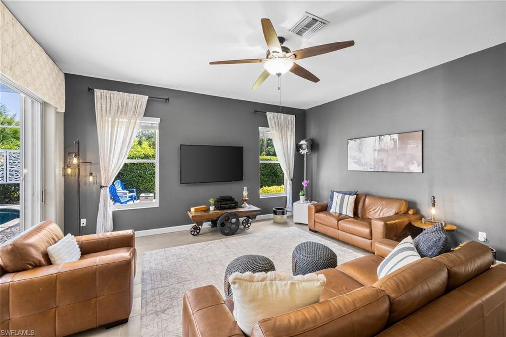 12471 Woodtimber LN