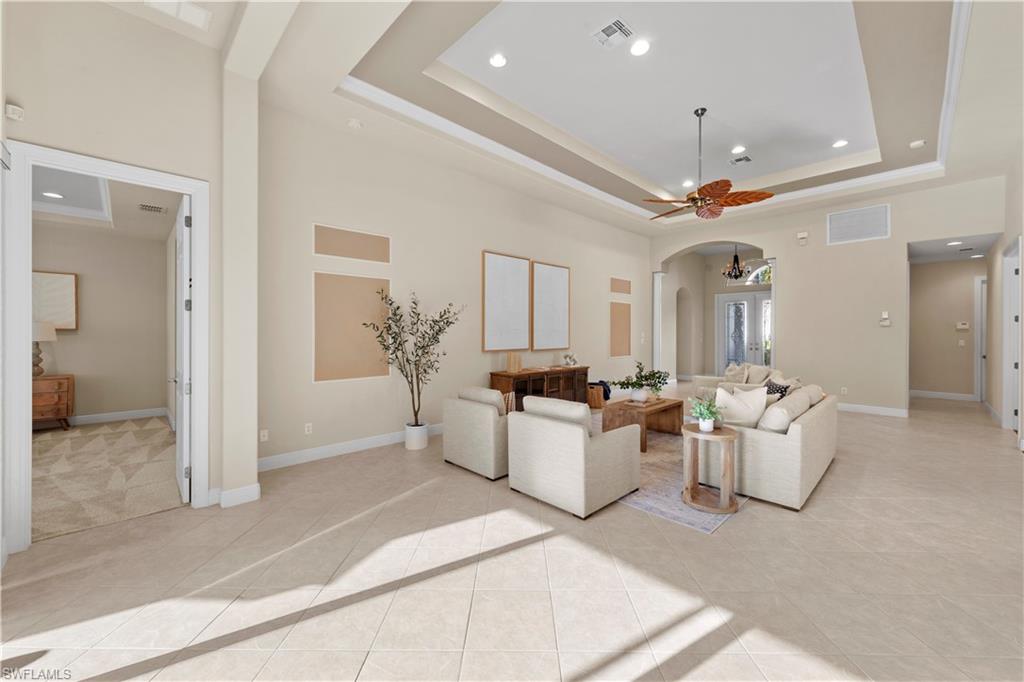 19700 Maddelena CIR
