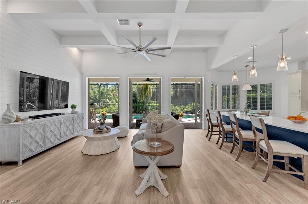 339 Saddlebrook LN SE