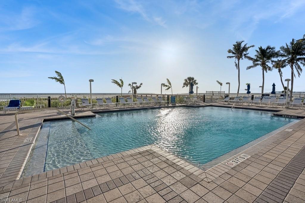 6620 Estero BLVD # 805