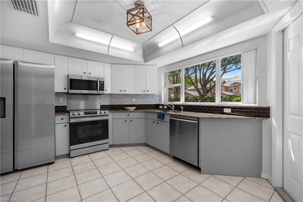 9828 Luna CIR # H104