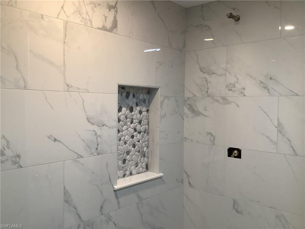 202 Peppermint LN # 2