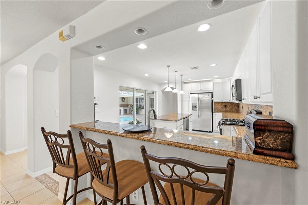 9046 Astonia WAY