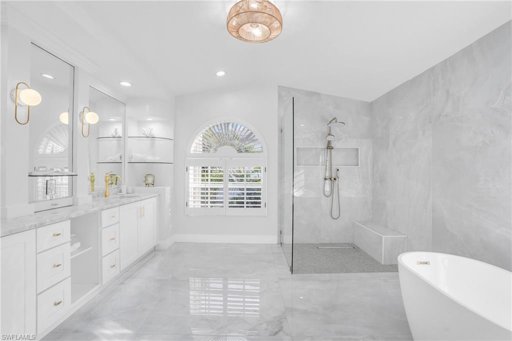 645 Park Shore DR