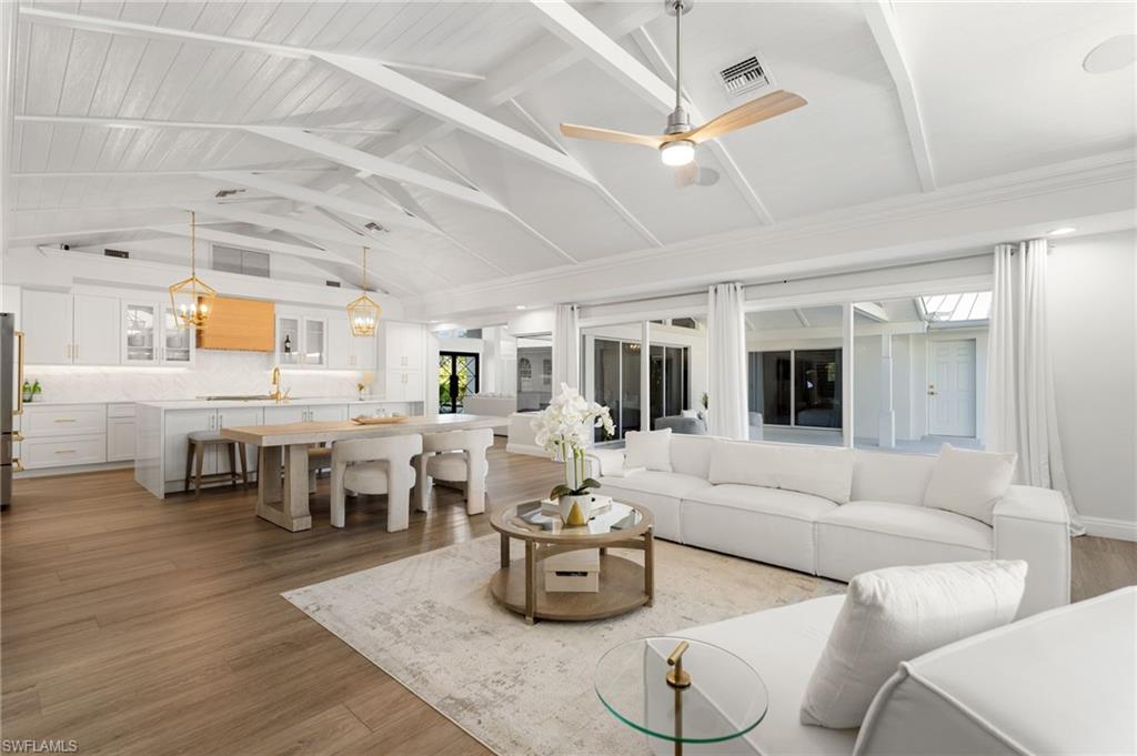 645 Park Shore DR