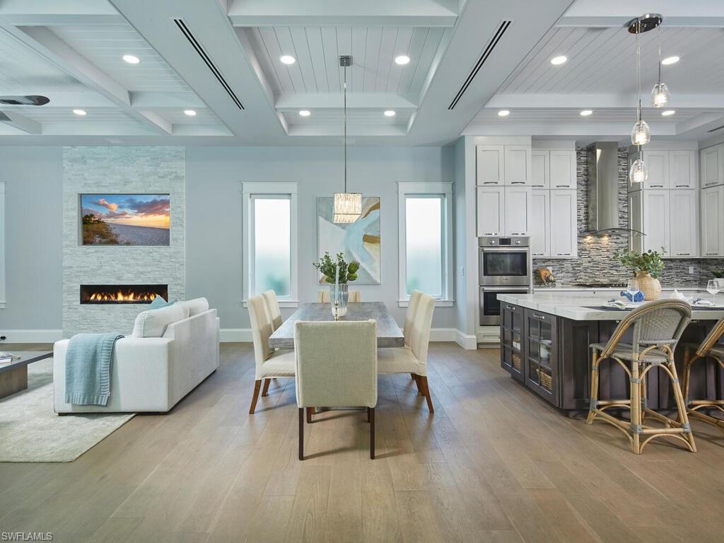 242 2nd AVE S