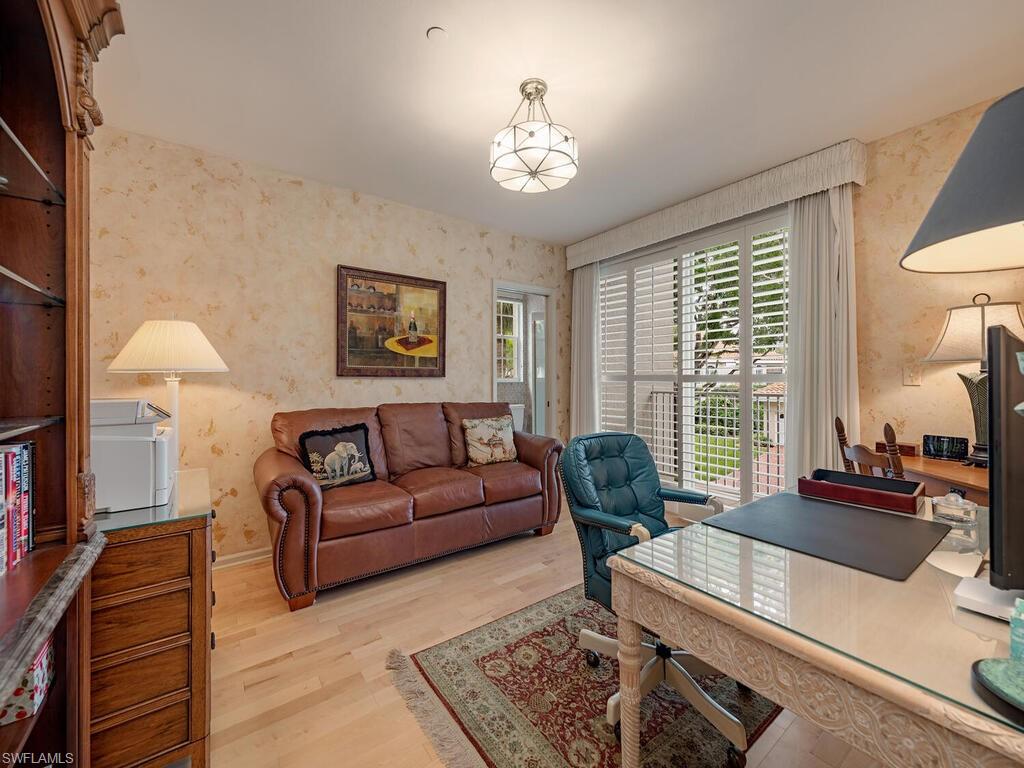 8440 Abbington CIR # D16