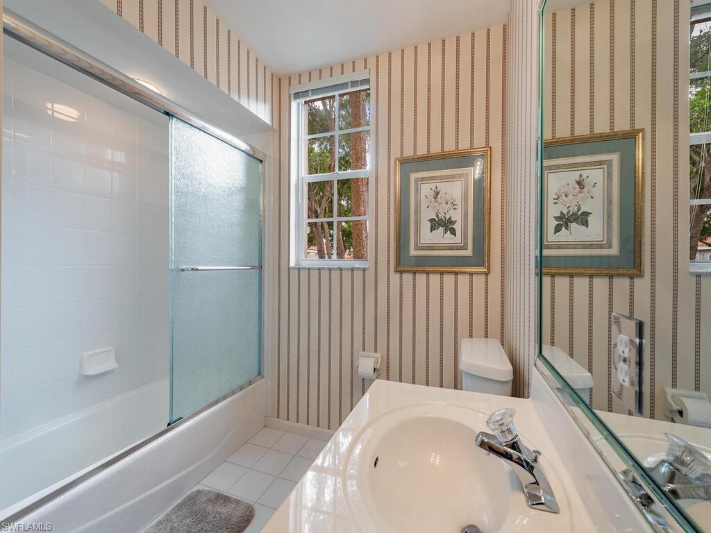 8440 Abbington CIR # D16