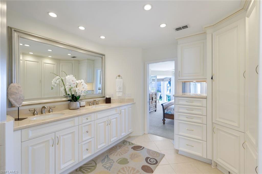 1309 Chesapeake AVE # 3B