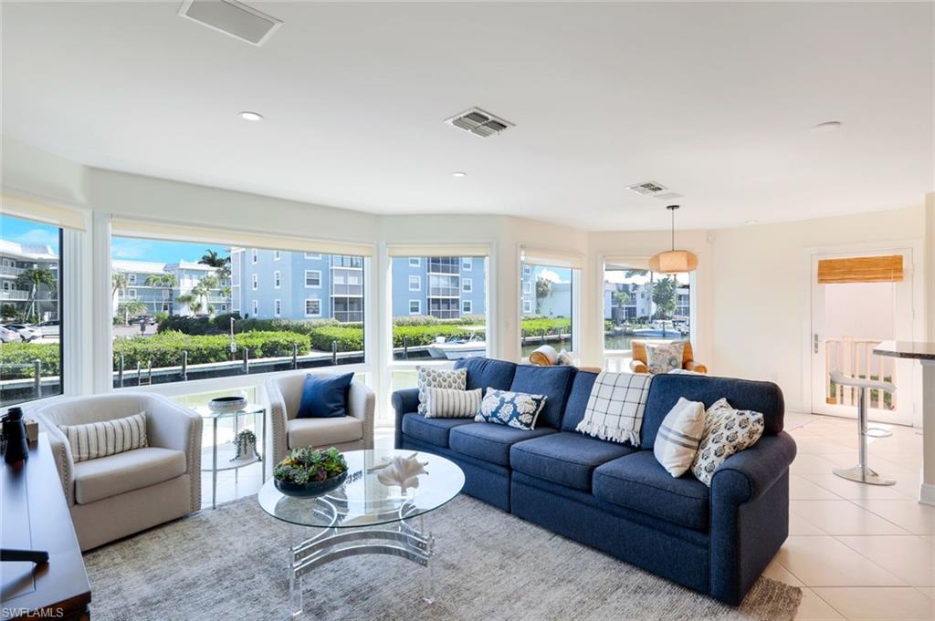 1309 Chesapeake AVE # 3B