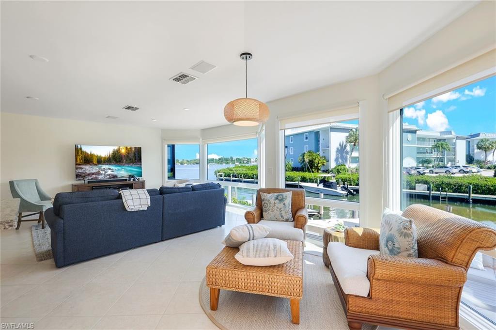 1309 Chesapeake AVE # 3B