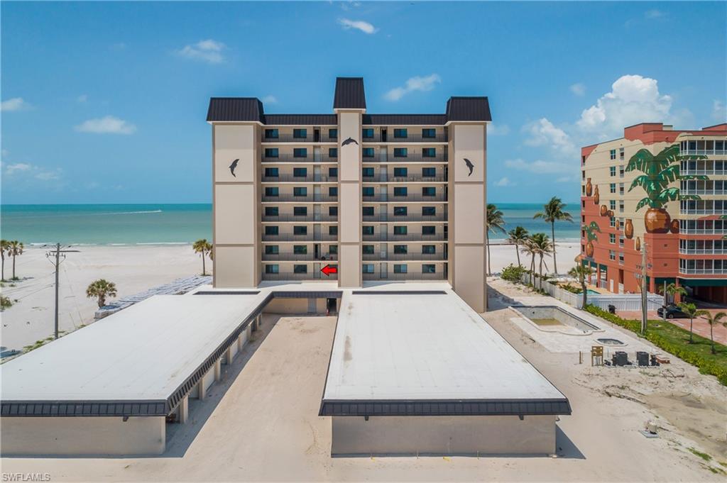 538 Estero BLVD # 102