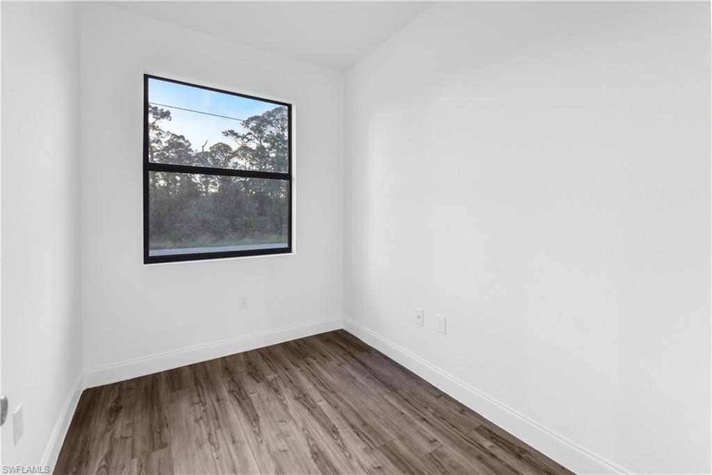 902 Magnolia AVE